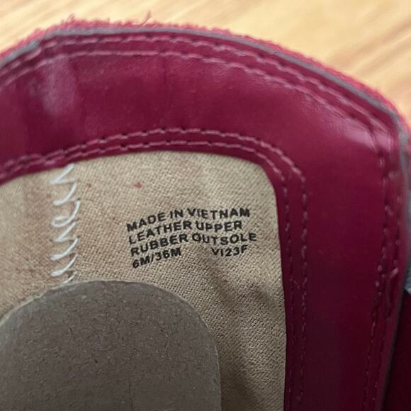 Michael Kors Evaline Suede Leather Block Heel Boots‎ Size 6 Mulberry Red NEW - Picture 12 of 13